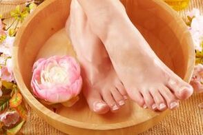 Healing foot baths for cutaneous mycoses